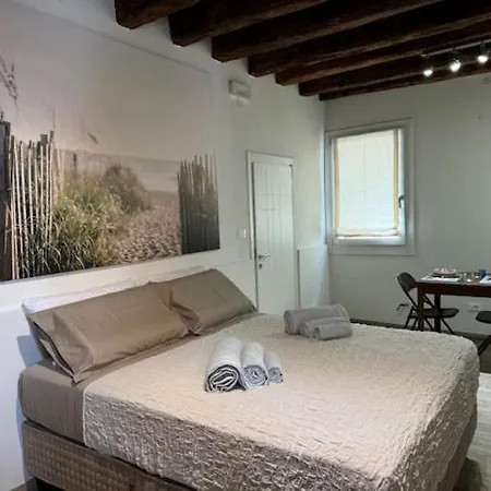 Ca' Val D'ostreghe Apartment