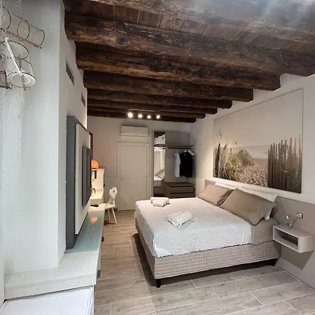 Ca' Val D'ostreghe Apartment